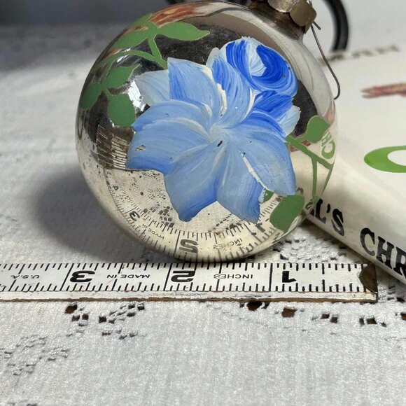 MCM hand painted mercury glass Christmas ornament - Picture 8 of 10